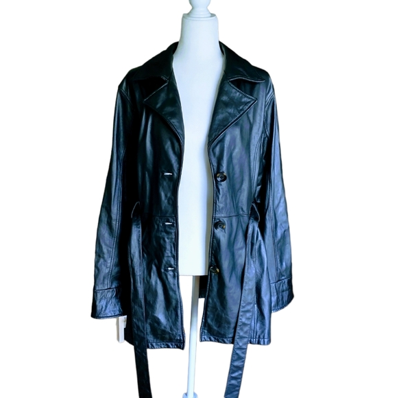 Women's Black Leather Jacket - Picture 8 of 12